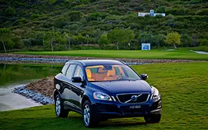 ���� ���������� Volvo XC60 R-Design - 2013