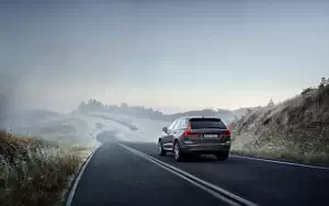 ���� ���������� Volvo XC60 T6 Inscription - 2017