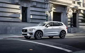 ���� ���������� Volvo XC60 T8 R-Design - 2017