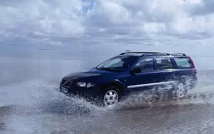 ���� ���������� Volvo V70 XC Ocean Race - 2001