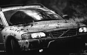 ���� ���������� Volvo V70 XC - 2001