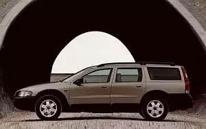 ���� ���������� Volvo V70 XC - 2001