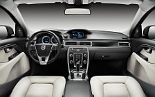 ���� ���������� Volvo XC70 - 2012