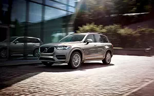 ���� ���������� Volvo XC90 T5 - 2015