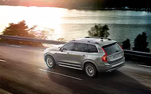 ���� ���������� Volvo XC90 T5 - 2015