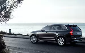 ���� ���������� Volvo XC90 T6 AWD First Edition - 2015