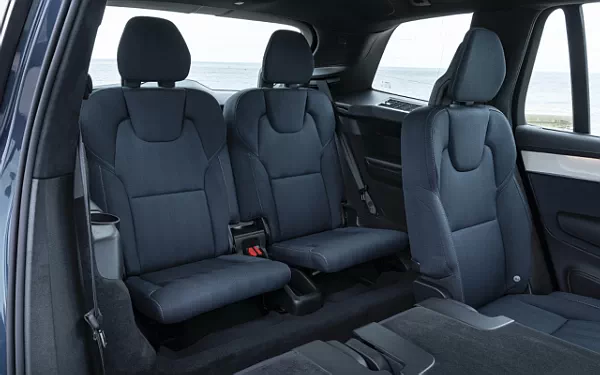 ���� ���������� Volvo XC90 B5 AWD - 2024