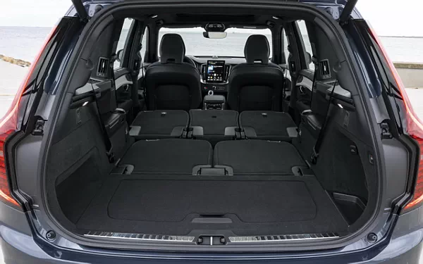 ���� ���������� Volvo XC90 B5 AWD - 2024