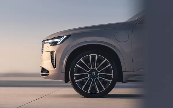 ���� ���������� Volvo XC90 T8 Recharge AWD - 2024