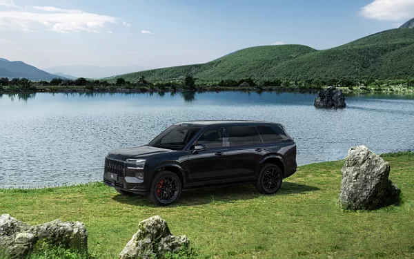 ���� ���������� Zeekr 9X Black - 2025